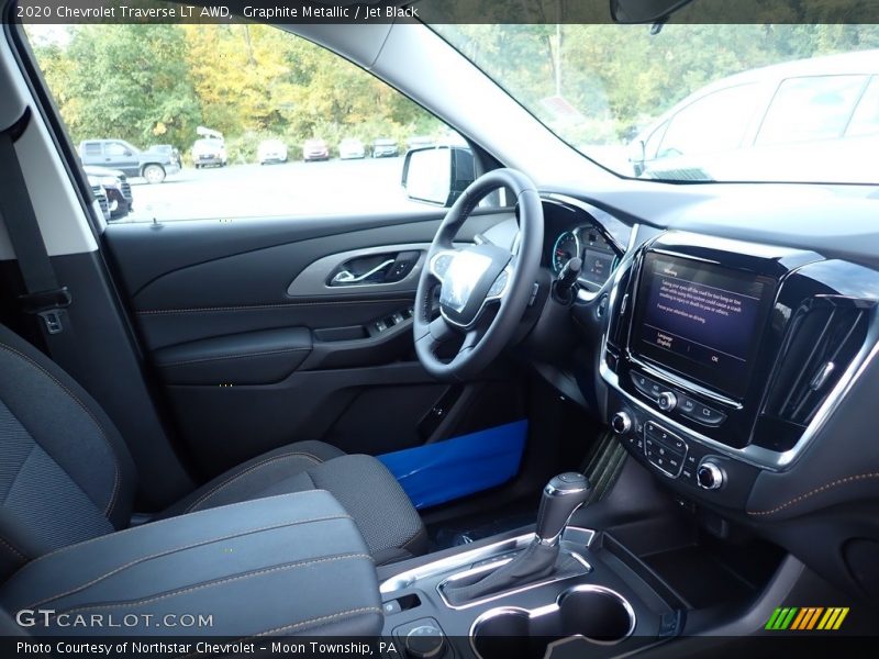 Graphite Metallic / Jet Black 2020 Chevrolet Traverse LT AWD