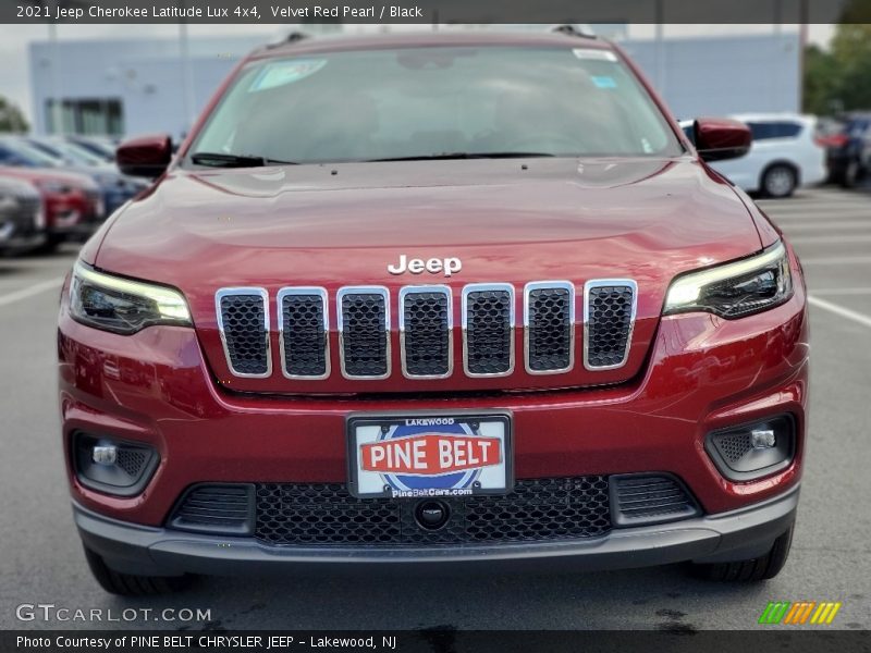 Velvet Red Pearl / Black 2021 Jeep Cherokee Latitude Lux 4x4