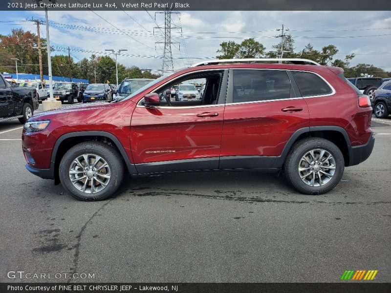  2021 Cherokee Latitude Lux 4x4 Velvet Red Pearl