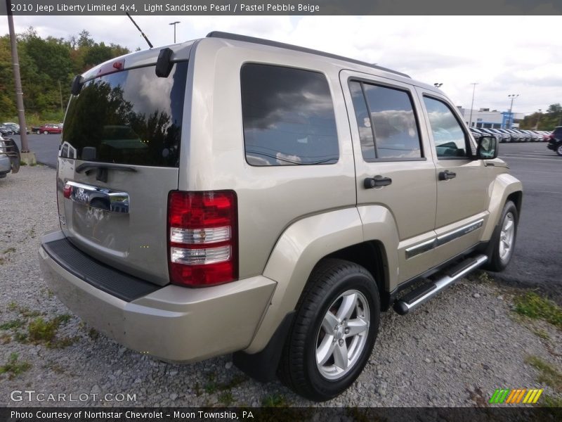 Light Sandstone Pearl / Pastel Pebble Beige 2010 Jeep Liberty Limited 4x4