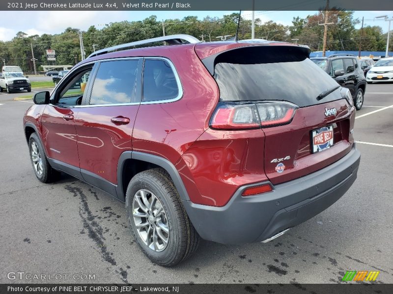 Velvet Red Pearl / Black 2021 Jeep Cherokee Latitude Lux 4x4