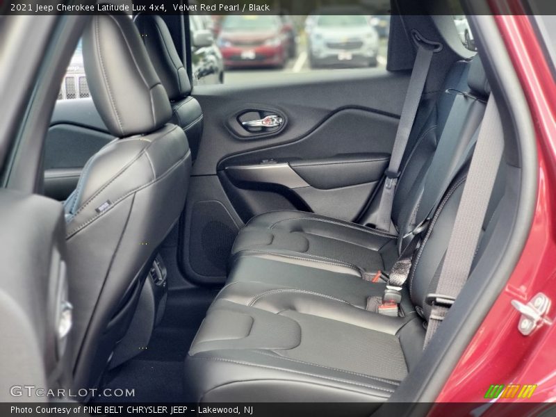 Rear Seat of 2021 Cherokee Latitude Lux 4x4
