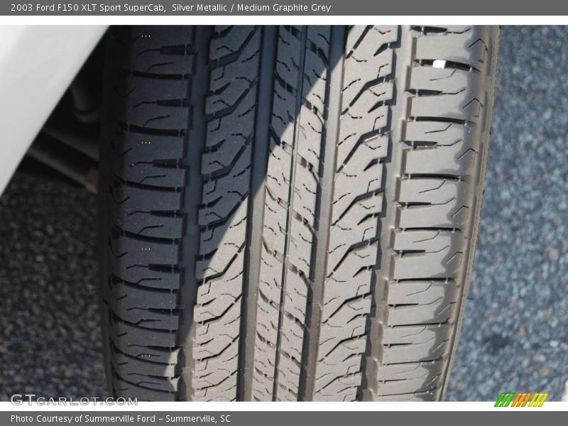 Silver Metallic / Medium Graphite Grey 2003 Ford F150 XLT Sport SuperCab