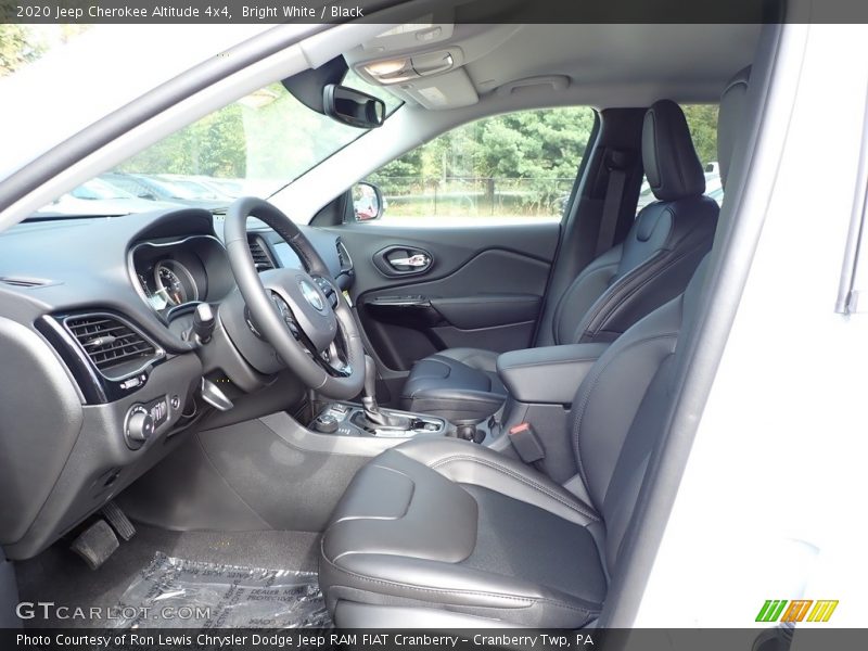 Bright White / Black 2020 Jeep Cherokee Altitude 4x4
