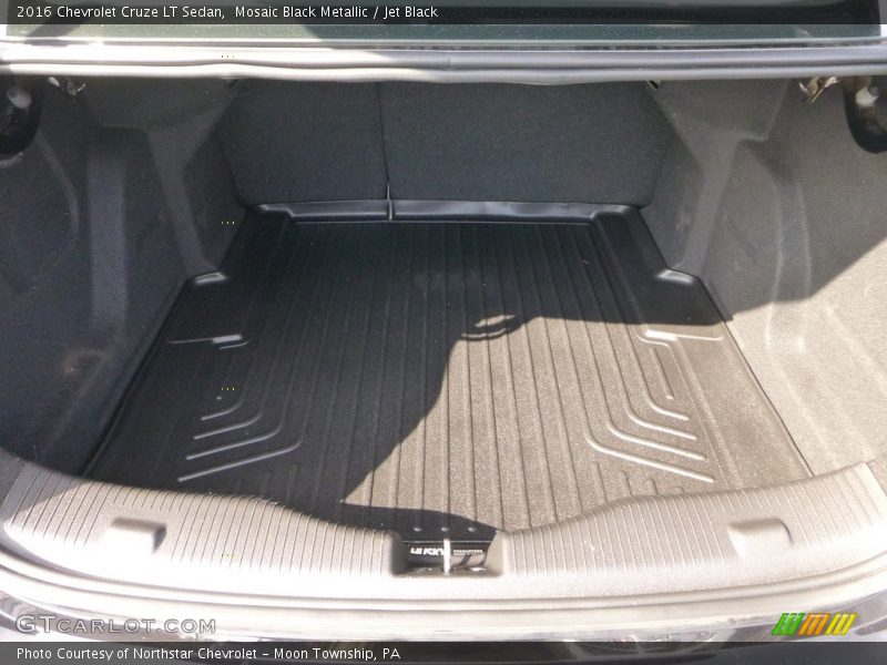 Mosaic Black Metallic / Jet Black 2016 Chevrolet Cruze LT Sedan