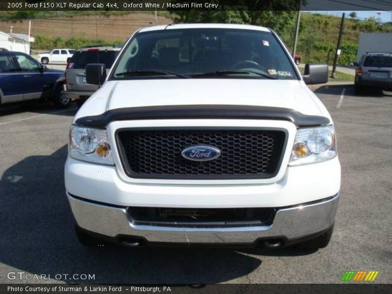 Oxford White / Medium Flint Grey 2005 Ford F150 XLT Regular Cab 4x4