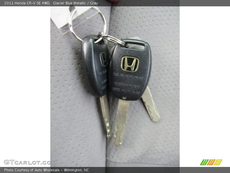 Glacier Blue Metallic / Gray 2011 Honda CR-V SE 4WD