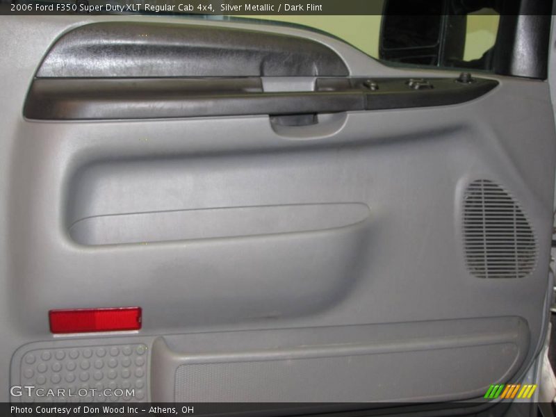 Silver Metallic / Dark Flint 2006 Ford F350 Super Duty XLT Regular Cab 4x4