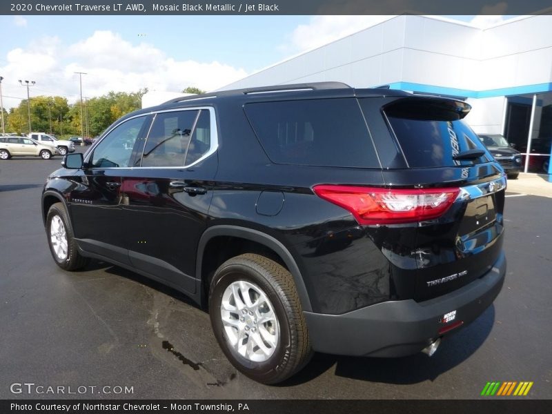 Mosaic Black Metallic / Jet Black 2020 Chevrolet Traverse LT AWD