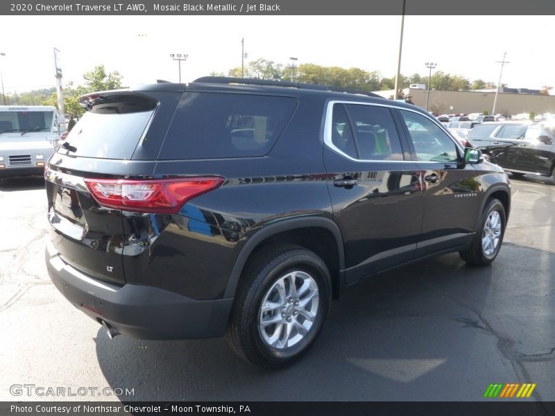 Mosaic Black Metallic / Jet Black 2020 Chevrolet Traverse LT AWD