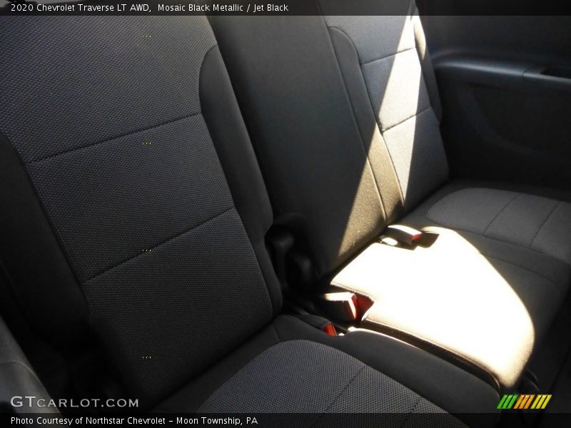 Mosaic Black Metallic / Jet Black 2020 Chevrolet Traverse LT AWD