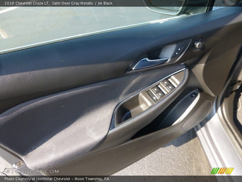 Satin Steel Gray Metallic / Jet Black 2018 Chevrolet Cruze LT