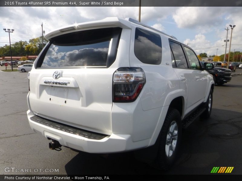 Super White / Sand Beige 2016 Toyota 4Runner SR5 Premium 4x4