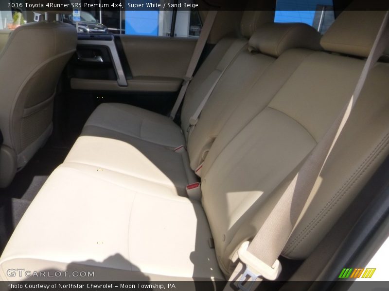 Super White / Sand Beige 2016 Toyota 4Runner SR5 Premium 4x4