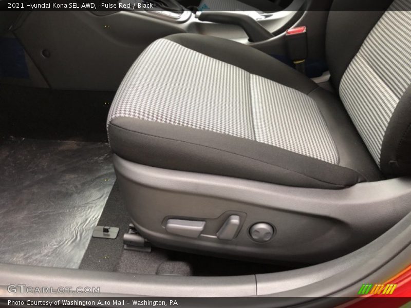 Pulse Red / Black 2021 Hyundai Kona SEL AWD