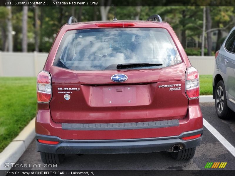 Venetian Red Pearl / Gray 2015 Subaru Forester 2.5i