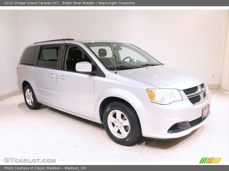 Bright Silver Metallic / Black/Light Graystone 2012 Dodge Grand Caravan SXT