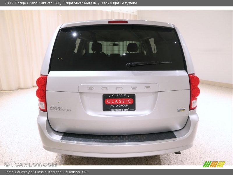 Bright Silver Metallic / Black/Light Graystone 2012 Dodge Grand Caravan SXT