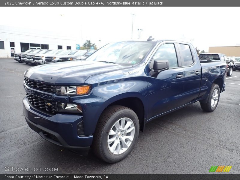 Front 3/4 View of 2021 Silverado 1500 Custom Double Cab 4x4