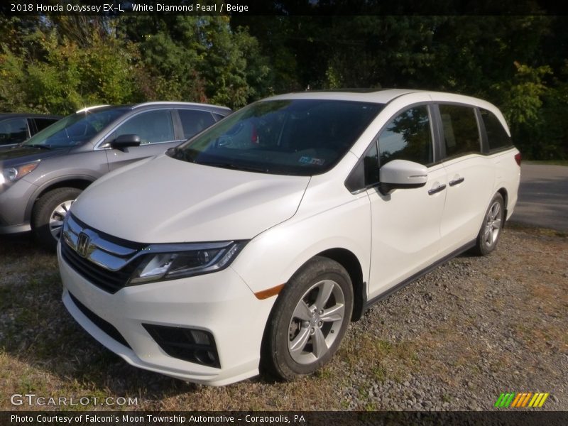 White Diamond Pearl / Beige 2018 Honda Odyssey EX-L