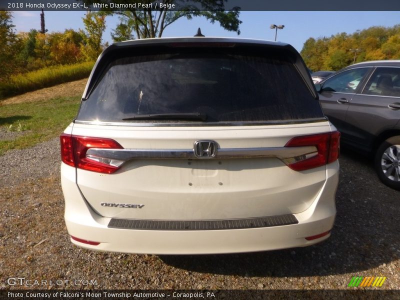 White Diamond Pearl / Beige 2018 Honda Odyssey EX-L