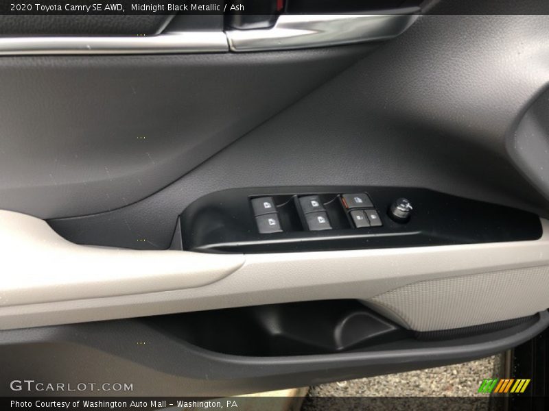 Midnight Black Metallic / Ash 2020 Toyota Camry SE AWD