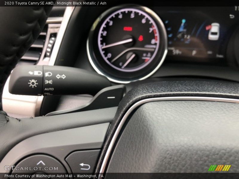 Midnight Black Metallic / Ash 2020 Toyota Camry SE AWD
