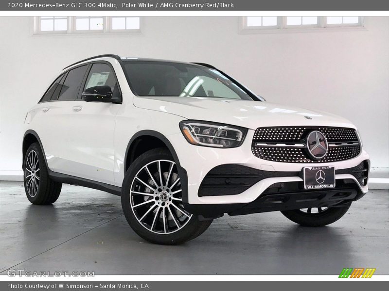 Front 3/4 View of 2020 GLC 300 4Matic