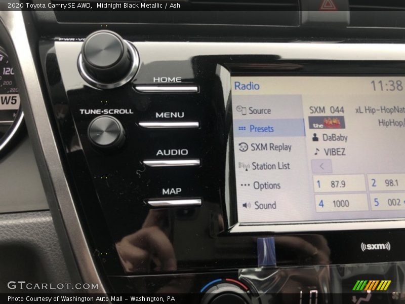 Midnight Black Metallic / Ash 2020 Toyota Camry SE AWD