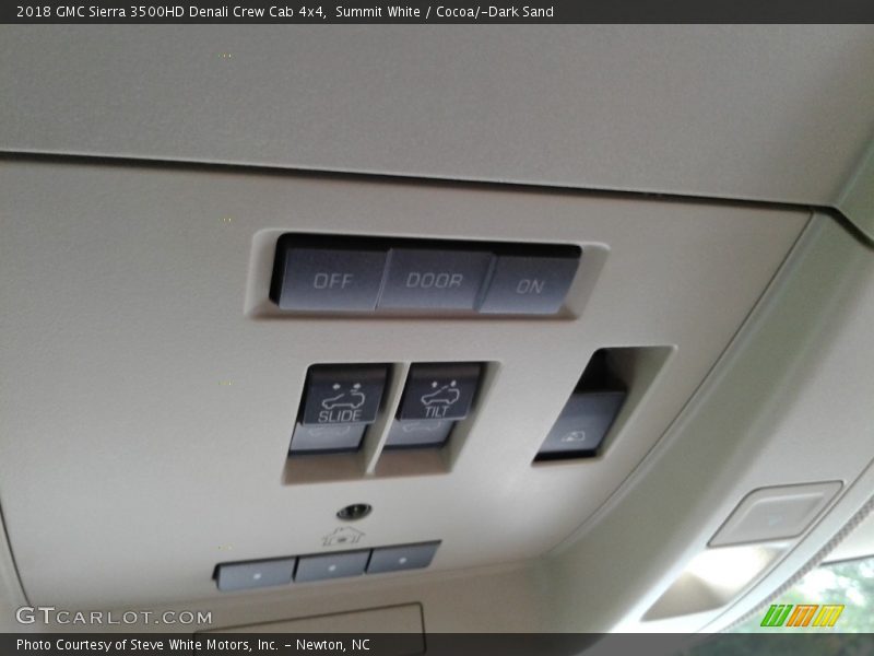 Summit White / Cocoa/­Dark Sand 2018 GMC Sierra 3500HD Denali Crew Cab 4x4