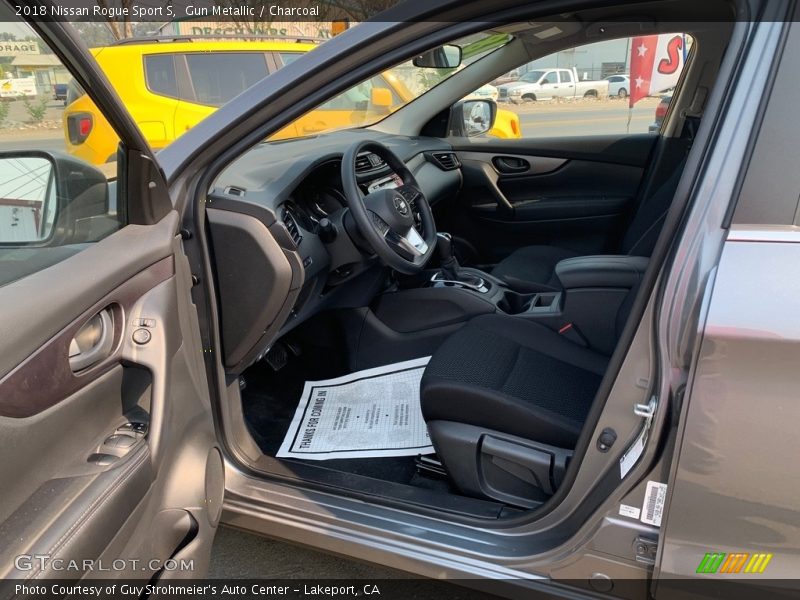 Gun Metallic / Charcoal 2018 Nissan Rogue Sport S