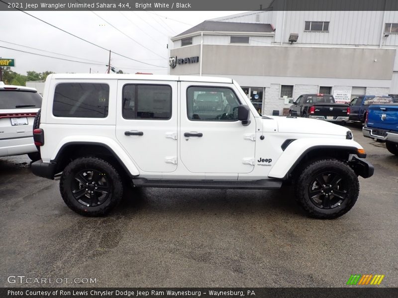 Bright White / Black 2021 Jeep Wrangler Unlimited Sahara 4x4