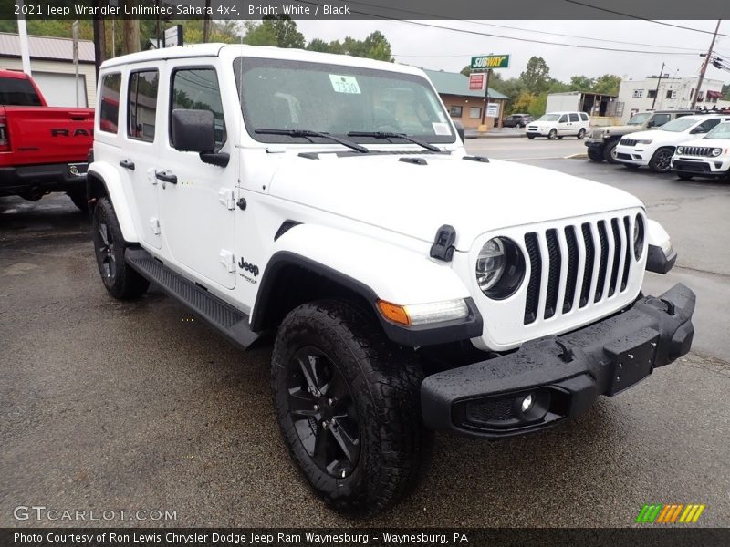 Bright White / Black 2021 Jeep Wrangler Unlimited Sahara 4x4