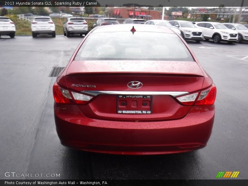 Sparkling Ruby / Camel 2013 Hyundai Sonata GLS