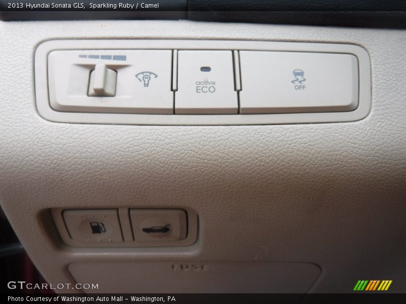 Sparkling Ruby / Camel 2013 Hyundai Sonata GLS