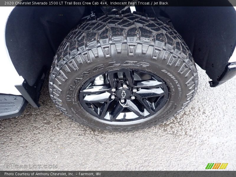 Iridescent Pearl Tricoat / Jet Black 2020 Chevrolet Silverado 1500 LT Trail Boss Crew Cab 4x4