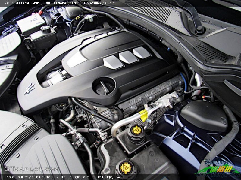 Blu Passione (Dark Blue Metallic) / Cuoio 2016 Maserati Ghibli