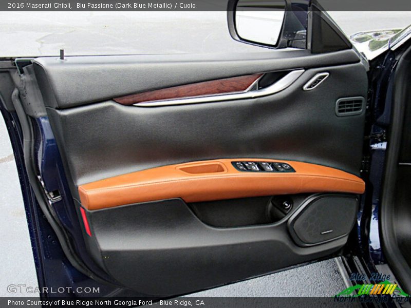 Blu Passione (Dark Blue Metallic) / Cuoio 2016 Maserati Ghibli