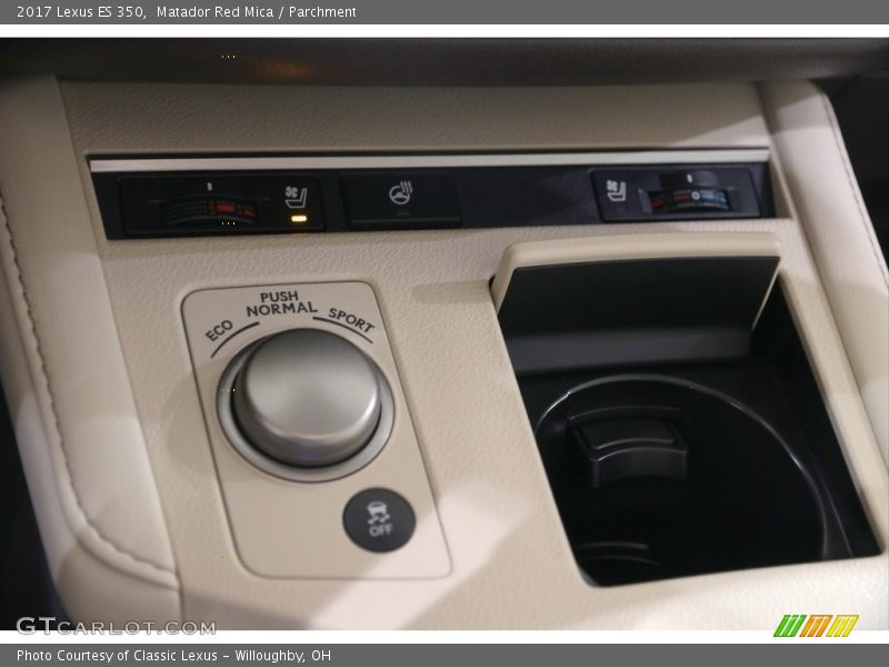 Matador Red Mica / Parchment 2017 Lexus ES 350