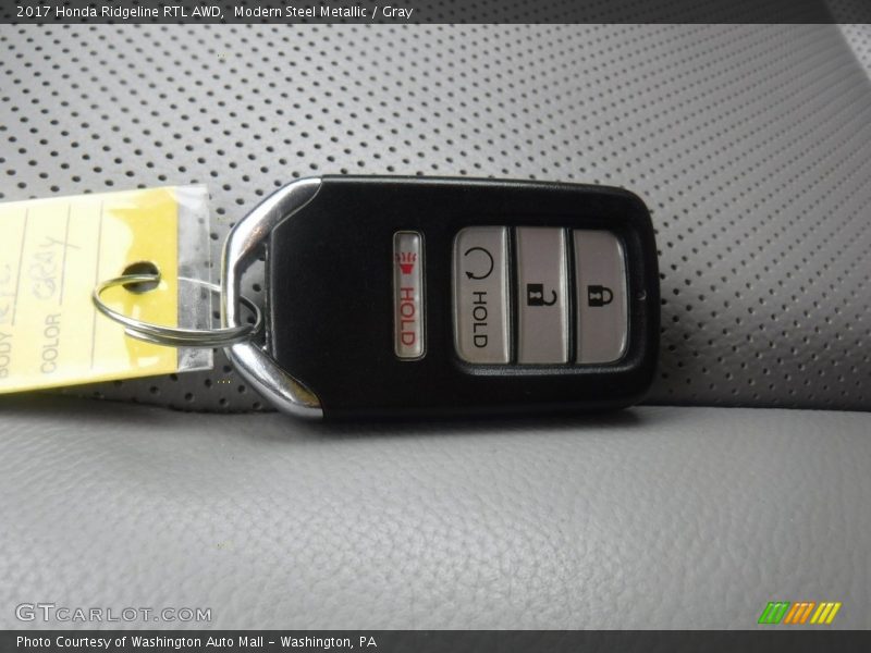 Modern Steel Metallic / Gray 2017 Honda Ridgeline RTL AWD