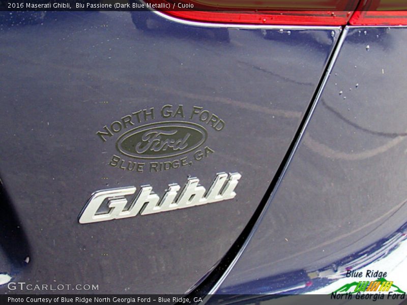 Blu Passione (Dark Blue Metallic) / Cuoio 2016 Maserati Ghibli