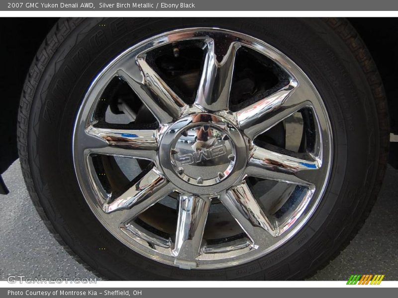 Silver Birch Metallic / Ebony Black 2007 GMC Yukon Denali AWD