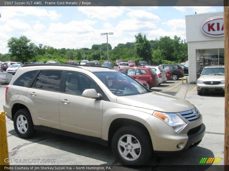 Prairie Gold Metallic / Beige 2007 Suzuki XL7 AWD