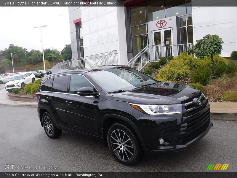 Midnight Black Metallic / Black 2018 Toyota Highlander SE AWD