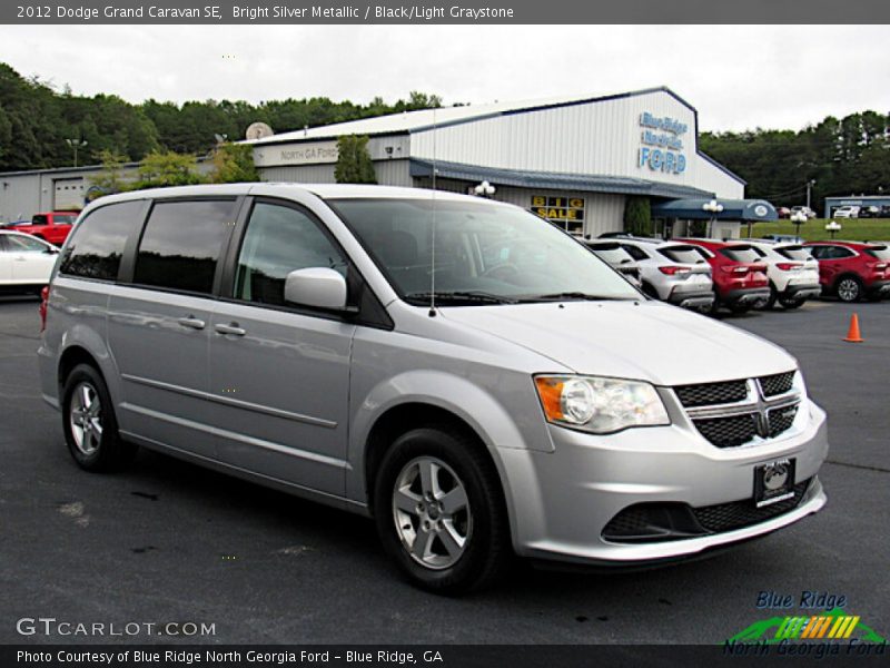 Bright Silver Metallic / Black/Light Graystone 2012 Dodge Grand Caravan SE