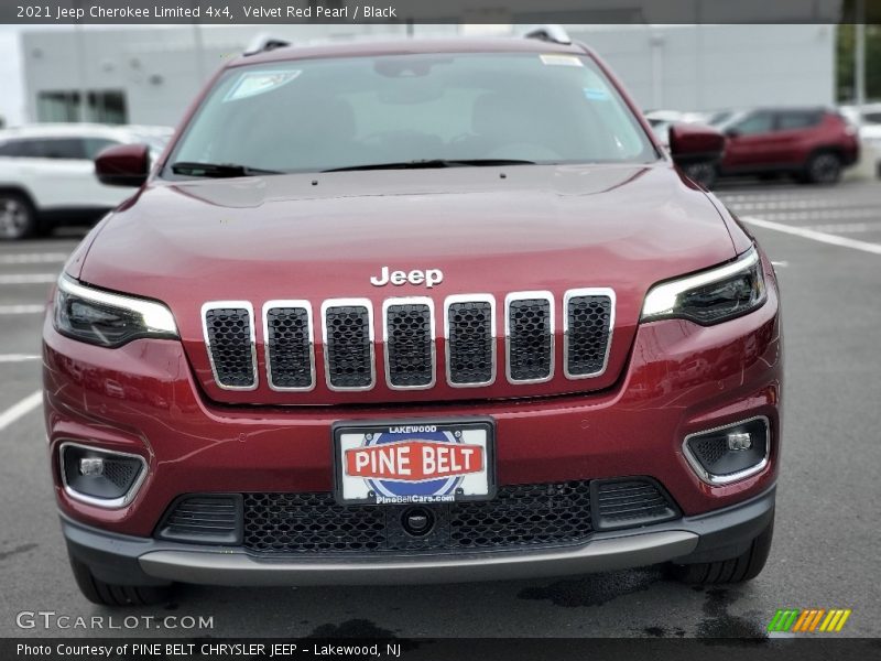 Velvet Red Pearl / Black 2021 Jeep Cherokee Limited 4x4