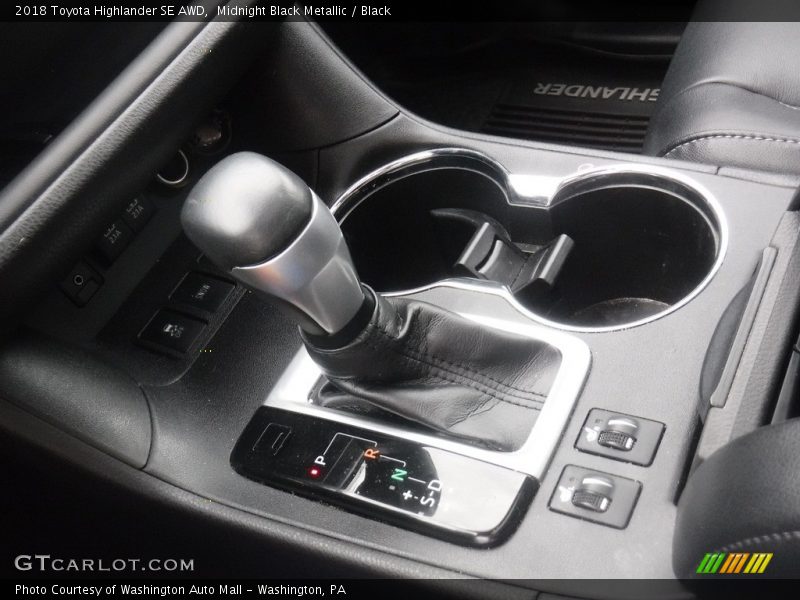 Midnight Black Metallic / Black 2018 Toyota Highlander SE AWD