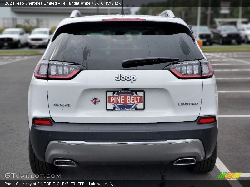 Bright White / Ski Gray/Black 2021 Jeep Cherokee Limited 4x4