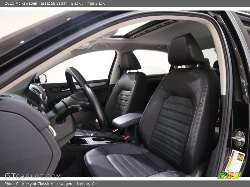 Front Seat of 2015 Passat SE Sedan