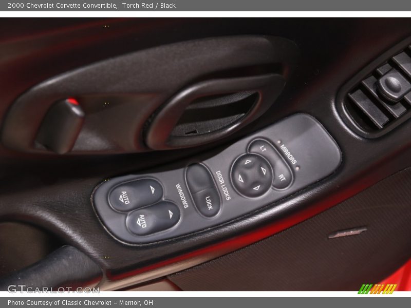 Torch Red / Black 2000 Chevrolet Corvette Convertible